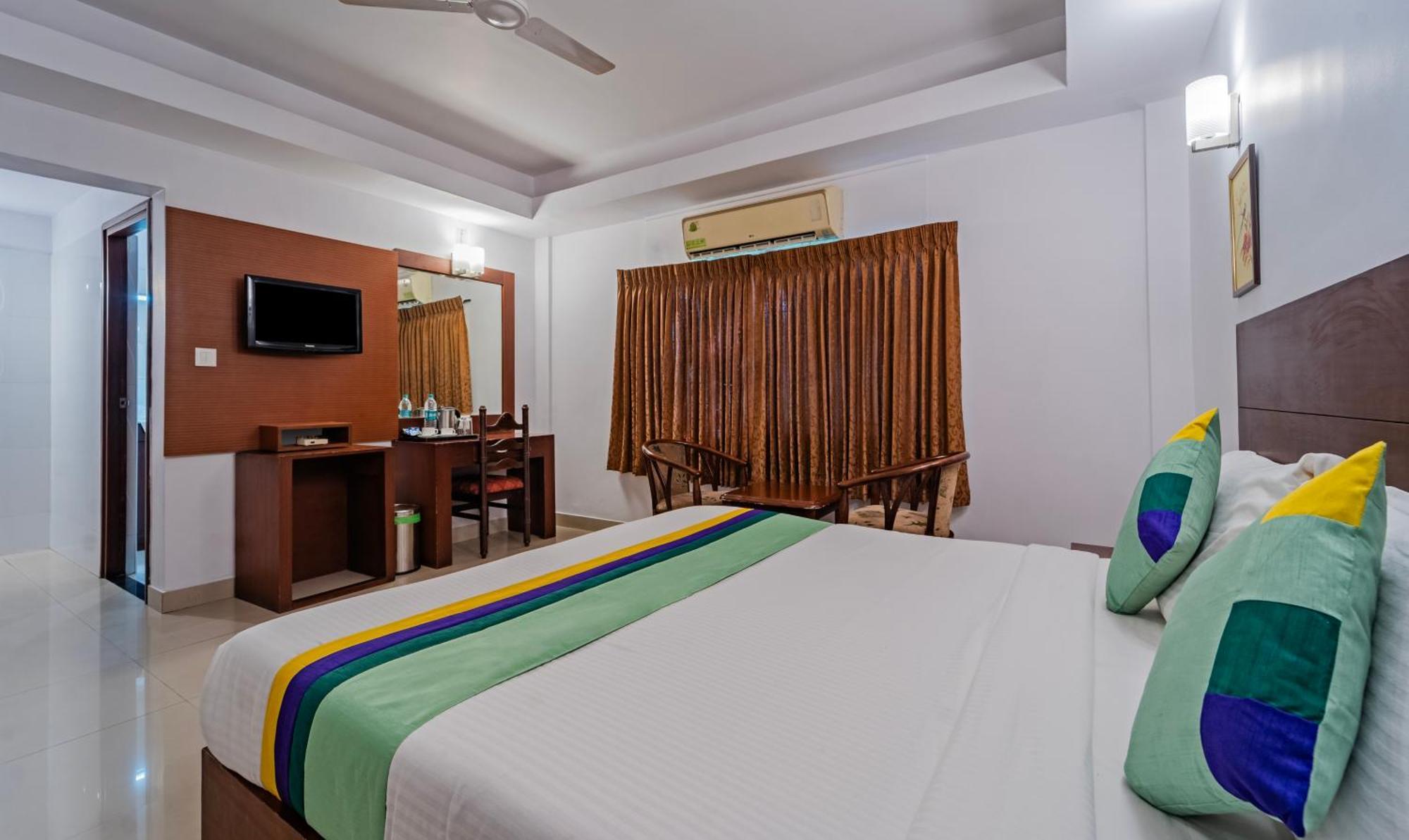 Treebo Central Thrissur Kültér fotó